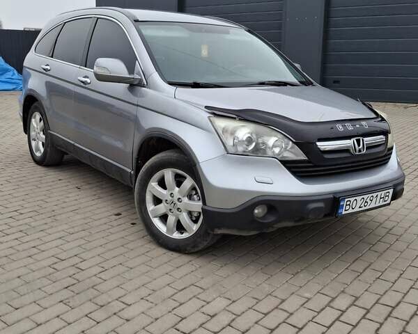 Серый Хонда СРВ, объемом двигателя 2 л и пробегом 240 тыс. км за 8200 $, фото 1 на Automoto.ua