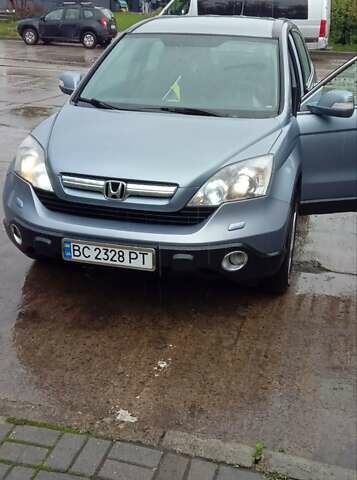 Серый Хонда СРВ, объемом двигателя 2.2 л и пробегом 232 тыс. км за 11000 $, фото 1 на Automoto.ua
