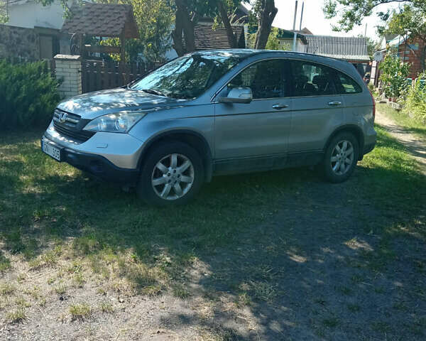 Серый Хонда СРВ, объемом двигателя 1.97 л и пробегом 300 тыс. км за 4233 $, фото 1 на Automoto.ua