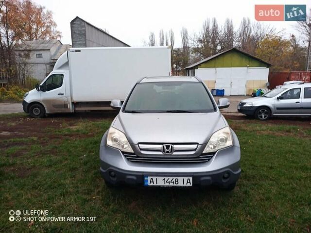 Серый Хонда СРВ, объемом двигателя 2.4 л и пробегом 219 тыс. км за 8500 $, фото 1 на Automoto.ua