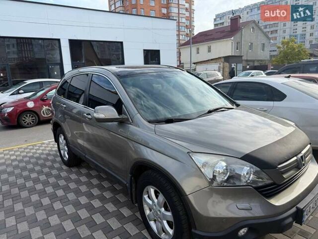 Хонда СРВ 2008 в Ирпене на Automoto.ua Серый Хонда СРВ, объемом двигателя 2.4 л и пробегом 215 тыс. км за 10500 $, фото 1 на Automoto.ua