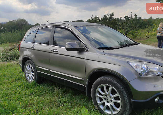 Серый Хонда СРВ, объемом двигателя 2.2 л и пробегом 134 тыс. км за 12500 $, фото 1 на Automoto.ua