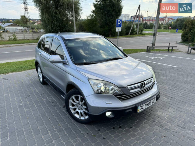 Сірий Хонда СРВ, об'ємом двигуна 2.36 л та пробігом 235 тис. км за 10500 $, фото 1 на Automoto.ua