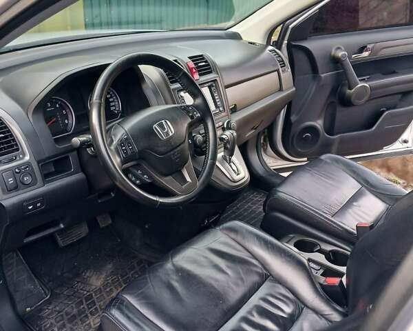Серый Хонда СРВ, объемом двигателя 2.2 л и пробегом 266 тыс. км за 14500 $, фото 1 на Automoto.ua