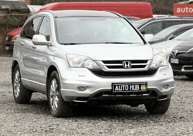 Серый Хонда СРВ, объемом двигателя 2.2 л и пробегом 204 тыс. км за 14000 $, фото 1 на Automoto.ua