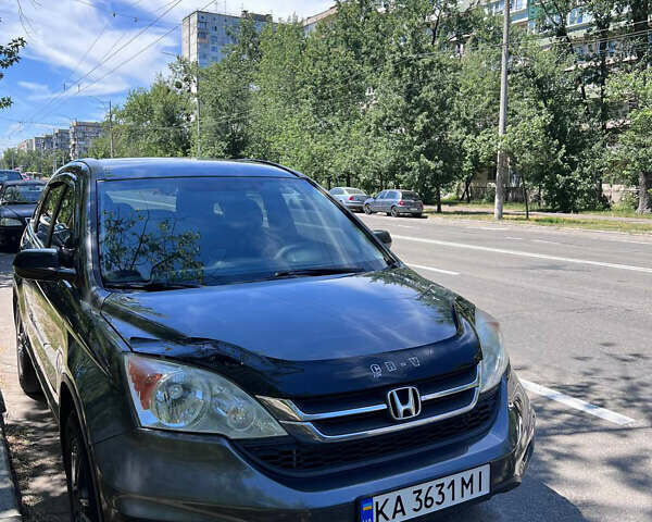 Серый Хонда СРВ, объемом двигателя 2.4 л и пробегом 147 тыс. км за 11500 $, фото 1 на Automoto.ua
