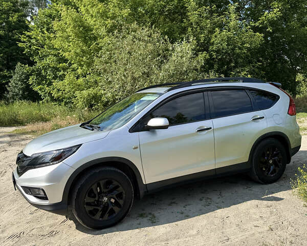 Серый Хонда СРВ, объемом двигателя 2.36 л и пробегом 133 тыс. км за 17000 $, фото 1 на Automoto.ua