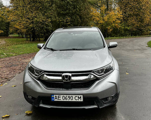 Серый Хонда СРВ, объемом двигателя 1.5 л и пробегом 69 тыс. км за 20500 $, фото 1 на Automoto.ua