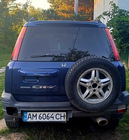 Синий Хонда СРВ, объемом двигателя 2 л и пробегом 360 тыс. км за 4500 $, фото 1 на Automoto.ua