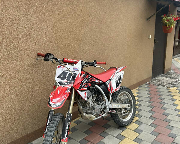 Хонда CRF 150R, объемом двигателя 0 л и пробегом 2 тыс. км за 2000 $, фото 1 на Automoto.ua