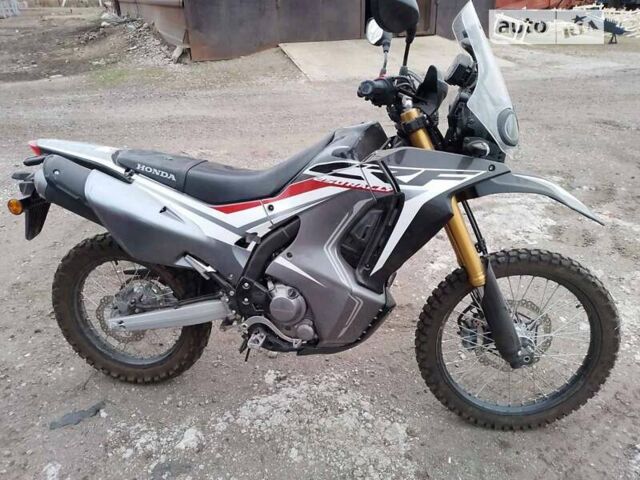 Чорний Хонда CRF 250L, об'ємом двигуна 0.25 л та пробігом 500 тис. км за 6000 $, фото 1 на Automoto.ua