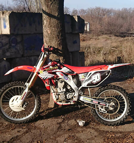 Хонда CRF 250R, об'ємом двигуна 0 л та пробігом 4 тис. км за 2350 $, фото 1 на Automoto.ua