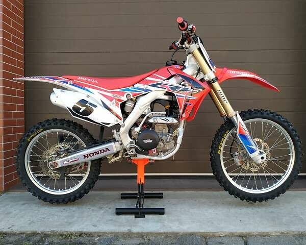 Хонда CRF 450R, объемом двигателя 0 л и пробегом 1 тыс. км за 4500 $, фото 1 на Automoto.ua