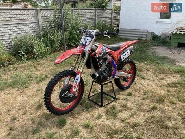 Хонда CRF 450R, объемом двигателя 0 л и пробегом 1 тыс. км за 6000 $, фото 1 на Automoto.ua