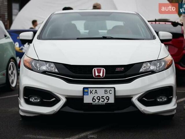 Белый Хонда Цивик, объемом двигателя 2.4 л и пробегом 185 тыс. км за 22000 $, фото 1 на Automoto.ua