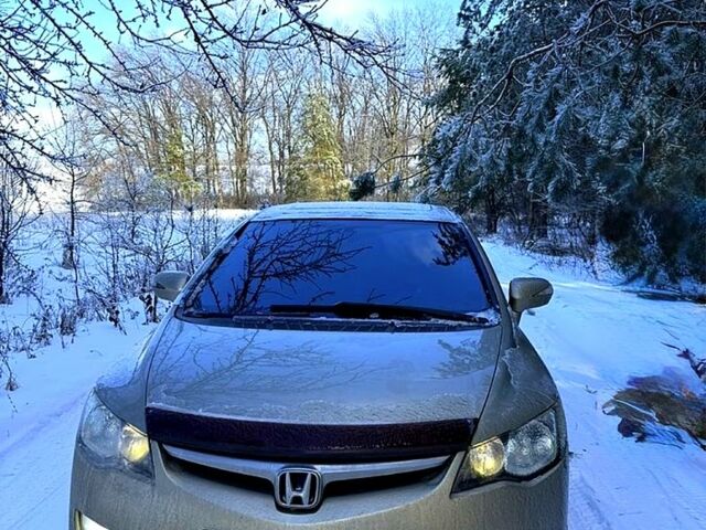 Белый Хонда Цивик, объемом двигателя 4.8 л и пробегом 21000 тыс. км за 5500 $, фото 1 на Automoto.ua