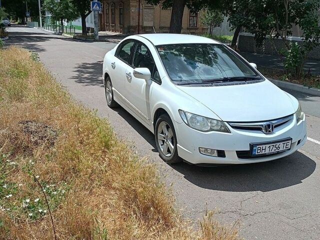 Белый Хонда Цивик, объемом двигателя 1.34 л и пробегом 143 тыс. км за 7500 $, фото 1 на Automoto.ua