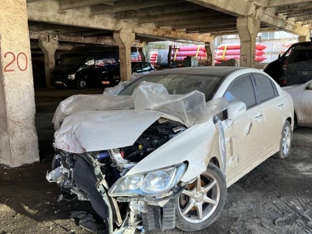 Белый Хонда Цивик, объемом двигателя 0 л и пробегом 210 тыс. км за 3000 $, фото 1 на Automoto.ua