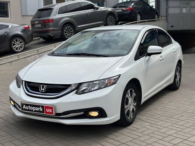 Белый Хонда Цивик, объемом двигателя 1.5 л и пробегом 222 тыс. км за 12290 $, фото 1 на Automoto.ua