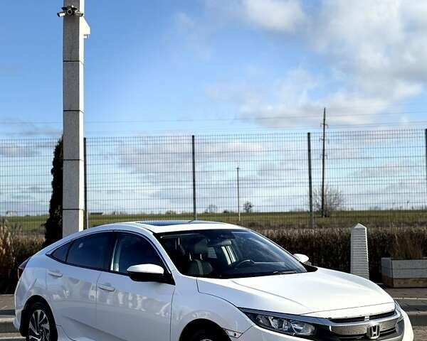 Білий Хонда Сівік, об'ємом двигуна 1.6 л та пробігом 83 тис. км за 15350 $, фото 1 на Automoto.ua