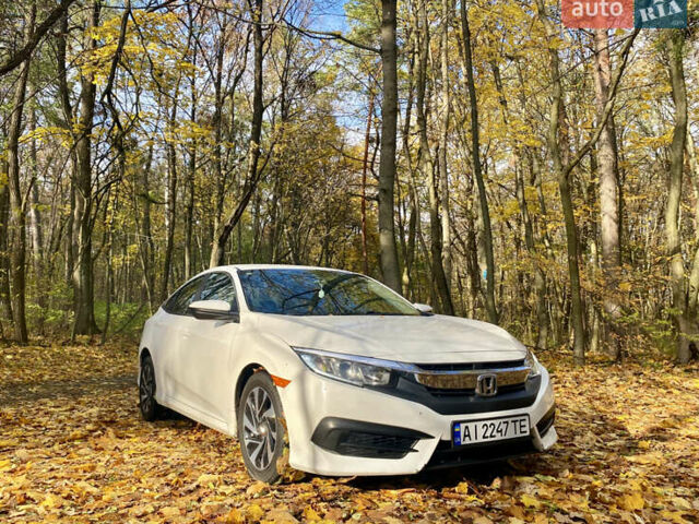 Белый Хонда Цивик, объемом двигателя 2 л и пробегом 91 тыс. км за 13500 $, фото 1 на Automoto.ua