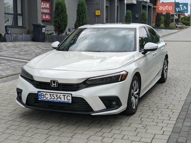 Белый Хонда Цивик, объемом двигателя 1.5 л и пробегом 8 тыс. км за 23000 $, фото 1 на Automoto.ua