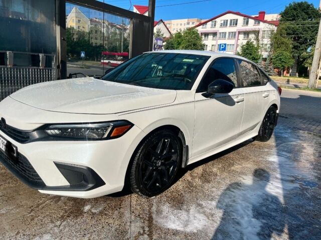 Белый Хонда Цивик, объемом двигателя 2 л и пробегом 77 тыс. км за 19900 $, фото 1 на Automoto.ua