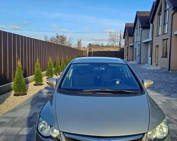 Бежевий Хонда Сівік, об'ємом двигуна 1.8 л та пробігом 157 тис. км за 7500 $, фото 1 на Automoto.ua