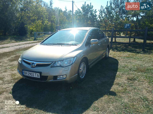 Бежевый Хонда Цивик, объемом двигателя 1.34 л и пробегом 180 тыс. км за 6800 $, фото 1 на Automoto.ua