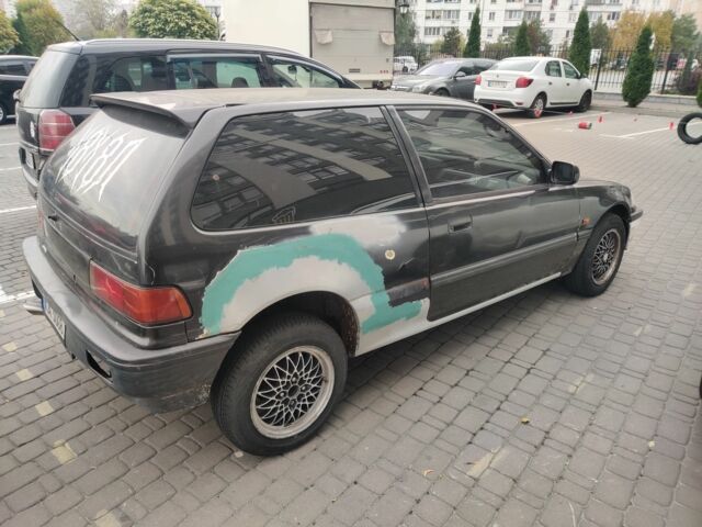 Черный Хонда Цивик, объемом двигателя 1.3 л и пробегом 300 тыс. км за 2500 $, фото 1 на Automoto.ua