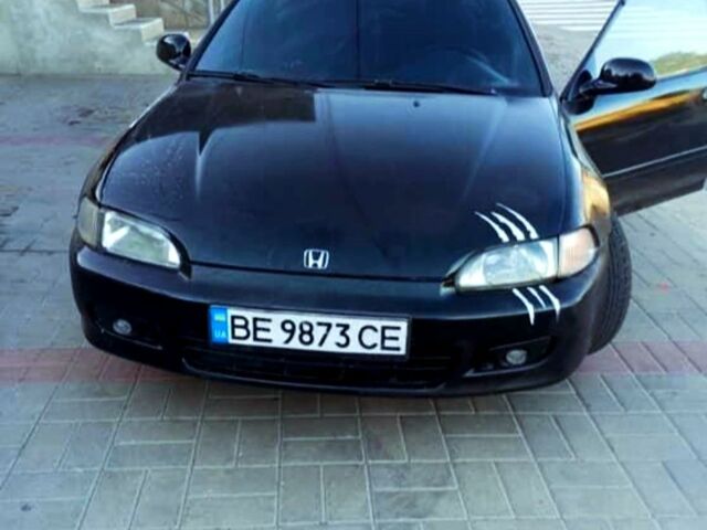 Черный Хонда Цивик, объемом двигателя 1.5 л и пробегом 400 тыс. км за 2300 $, фото 1 на Automoto.ua