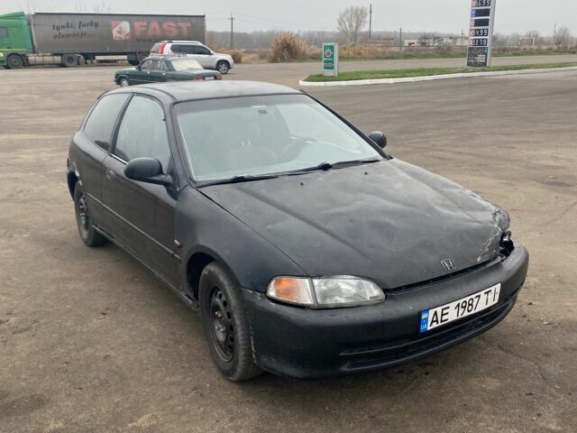 Черный Хонда Цивик, объемом двигателя 1.3 л и пробегом 570 тыс. км за 692 $, фото 1 на Automoto.ua