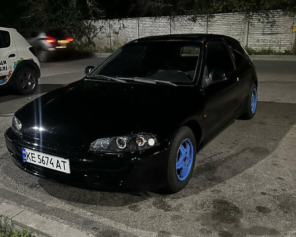 Черный Хонда Цивик, объемом двигателя 1.3 л и пробегом 400 тыс. км за 2200 $, фото 1 на Automoto.ua