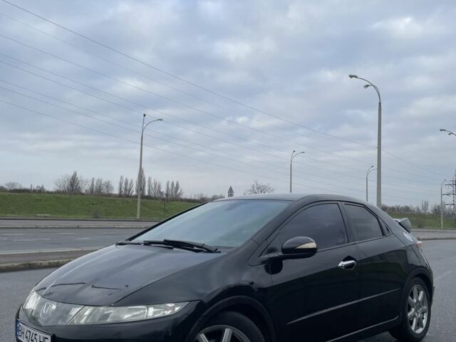 Черный Хонда Цивик, объемом двигателя 1.8 л и пробегом 204 тыс. км за 6500 $, фото 1 на Automoto.ua