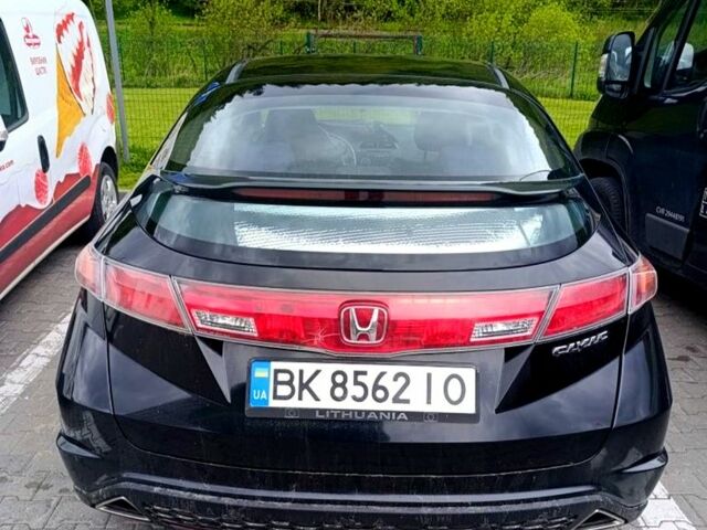 Черный Хонда Цивик, объемом двигателя 2.2 л и пробегом 284 тыс. км за 5200 $, фото 1 на Automoto.ua