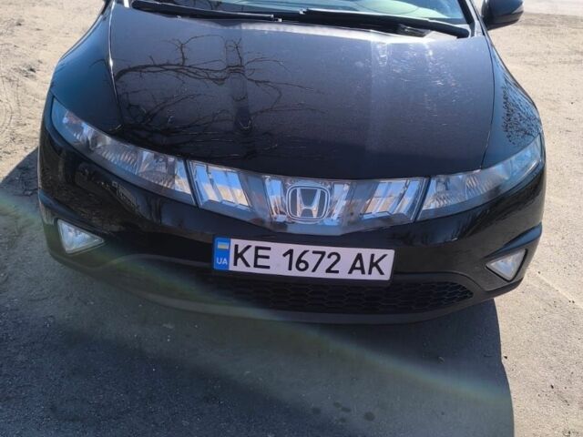 Черный Хонда Цивик, объемом двигателя 1.8 л и пробегом 280 тыс. км за 5750 $, фото 1 на Automoto.ua