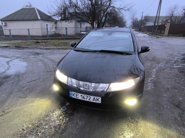 Черный Хонда Цивик, объемом двигателя 1.8 л и пробегом 280 тыс. км за 6400 $, фото 1 на Automoto.ua