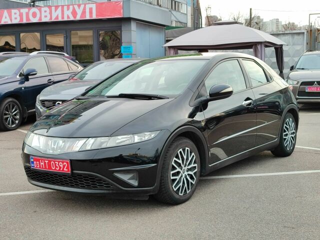 Черный Хонда Цивик, объемом двигателя 1.4 л и пробегом 153 тыс. км за 8800 $, фото 1 на Automoto.ua