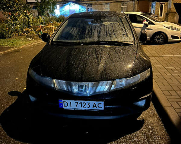 Черный Хонда Цивик, объемом двигателя 1.8 л и пробегом 243 тыс. км за 7399 $, фото 1 на Automoto.ua