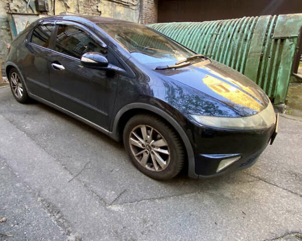 Чорний Хонда Сівік, об'ємом двигуна 1.8 л та пробігом 177 тис. км за 6500 $, фото 1 на Automoto.ua