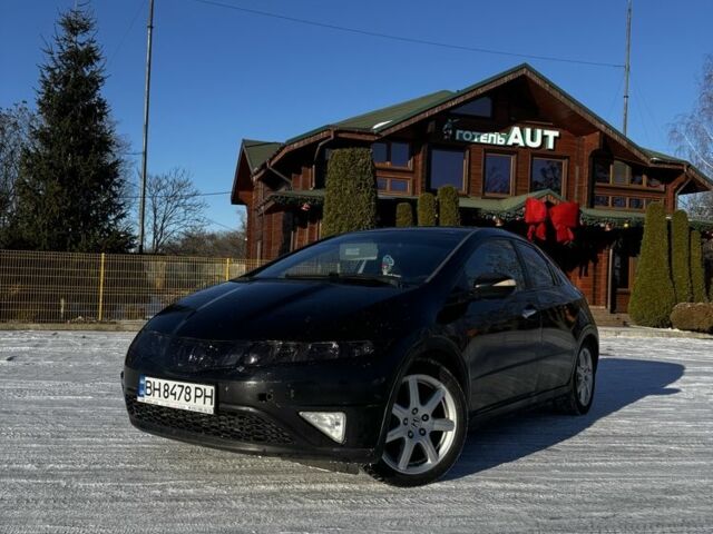 Черный Хонда Цивик, объемом двигателя 1.8 л и пробегом 251 тыс. км за 6199 $, фото 1 на Automoto.ua