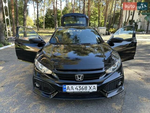 Чорний Хонда Сівік, об'ємом двигуна 1.5 л та пробігом 120 тис. км за 15600 $, фото 1 на Automoto.ua