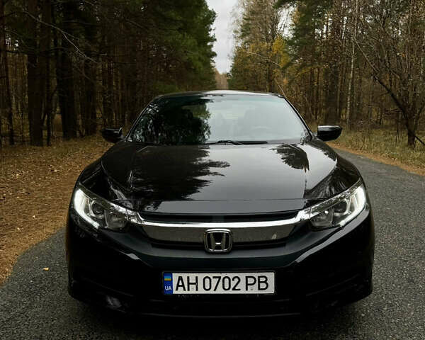 Черный Хонда Цивик, объемом двигателя 2 л и пробегом 72 тыс. км за 13500 $, фото 1 на Automoto.ua