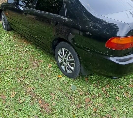 Черный Хонда Цивик, объемом двигателя 1.6 л и пробегом 300 тыс. км за 1700 $, фото 1 на Automoto.ua