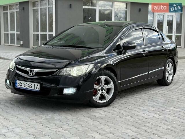 Черный Хонда Цивик, объемом двигателя 1.8 л и пробегом 285 тыс. км за 6200 $, фото 1 на Automoto.ua