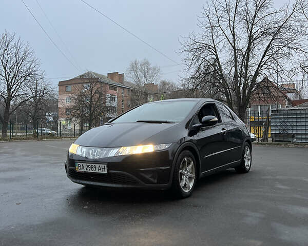 Черный Хонда Цивик, объемом двигателя 1.4 л и пробегом 200 тыс. км за 6200 $, фото 1 на Automoto.ua