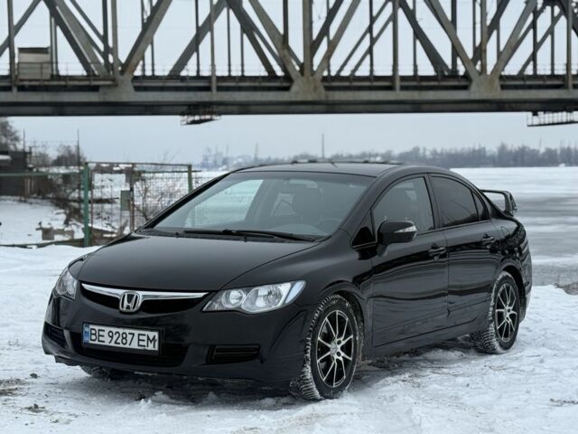 Чорний Хонда Сівік, об'ємом двигуна 1.8 л та пробігом 198 тис. км за 6000 $, фото 1 на Automoto.ua