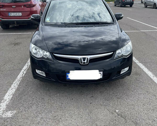 Черный Хонда Цивик, объемом двигателя 1.3 л и пробегом 231 тыс. км за 6800 $, фото 1 на Automoto.ua