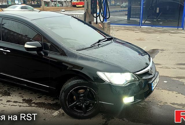 Чорний Хонда Сівік, об'ємом двигуна 1.3 л та пробігом 216 тис. км за 4100 $, фото 1 на Automoto.ua