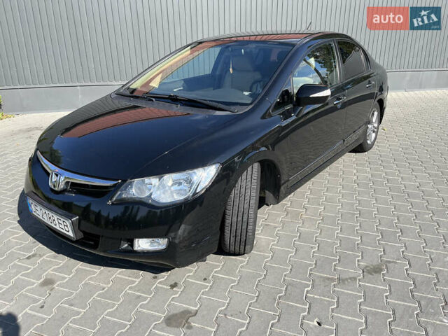 Черный Хонда Цивик, объемом двигателя 1.3 л и пробегом 287 тыс. км за 6200 $, фото 1 на Automoto.ua